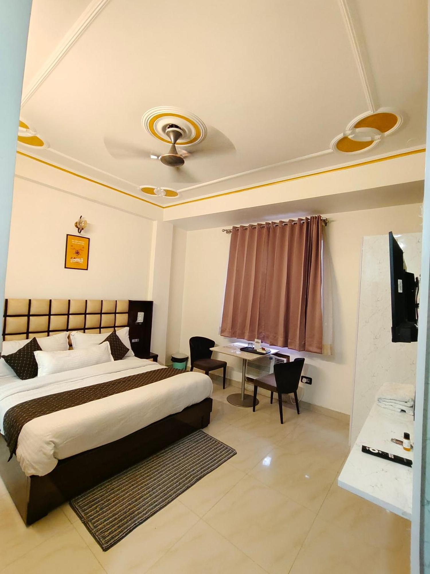 Hotel New Imperial Ghaziabad Exterior foto